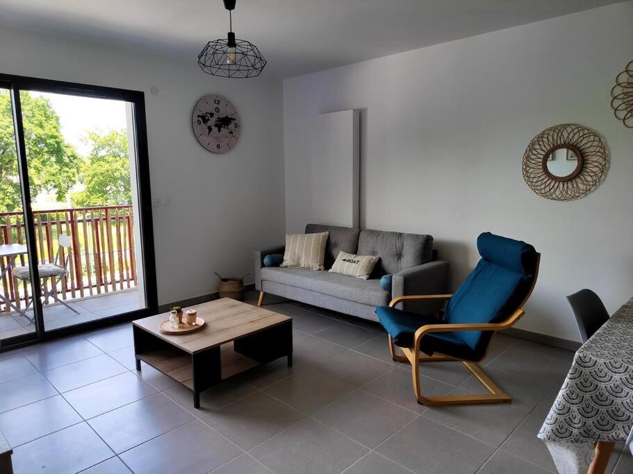 Location De Vacances A Andernos - Appartement 2 Chambres Dans Residence Neuve المظهر الخارجي الصورة